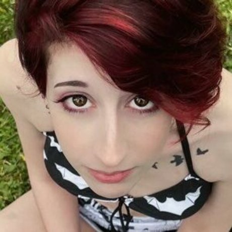 Naakte gelekte OnlyFans-foto van Twelveshade