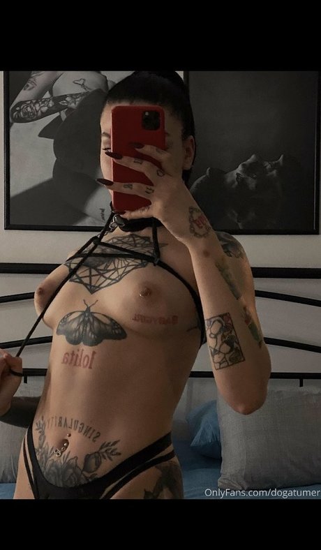 Naakte gelekte OnlyFans-foto van Doga Tumer