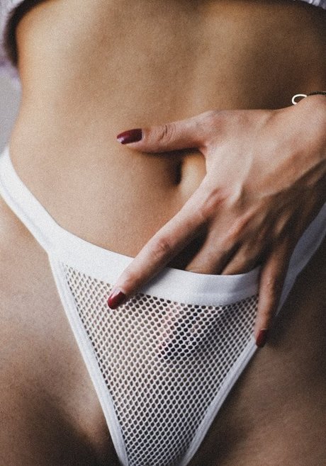 Naakte gelekte OnlyFans-foto van Kizillolita