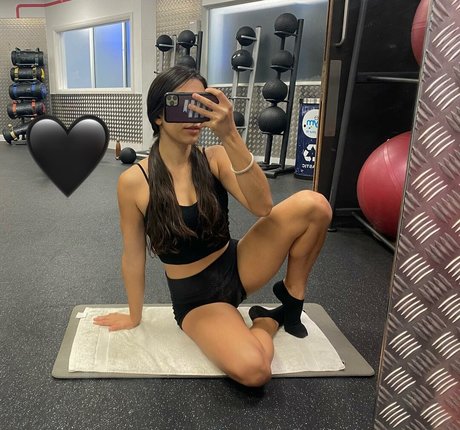 Naakte gelekte OnlyFans-foto van Marta