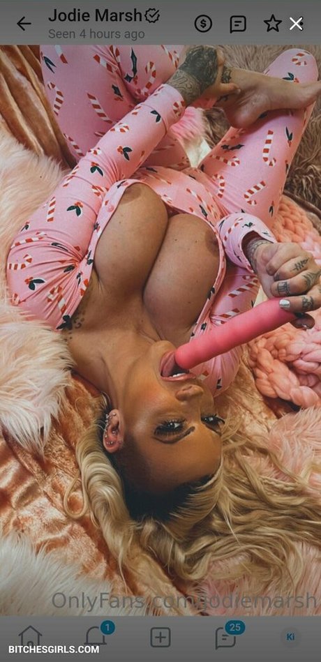 Naakte gelekte OnlyFans-foto van Jodiemarsh