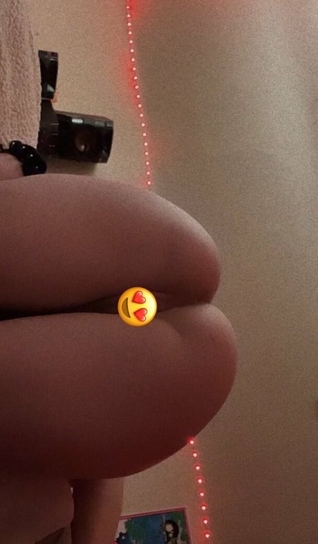 Naakte gelekte OnlyFans-foto van Thegoddessparis