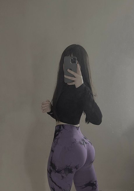 Naakte gelekte OnlyFans-foto van Genesis Cruz