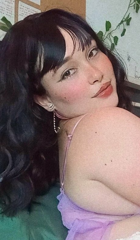 Naakte gelekte OnlyFans-foto van Gi Martin