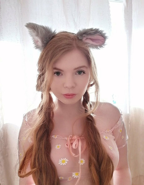 Naakte gelekte OnlyFans-foto van Mira Ilina