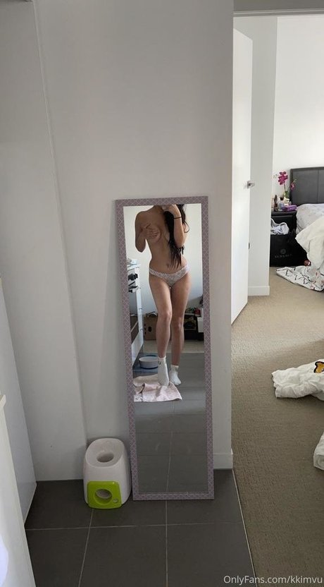 Naakte gelekte OnlyFans-foto van Kkimvu