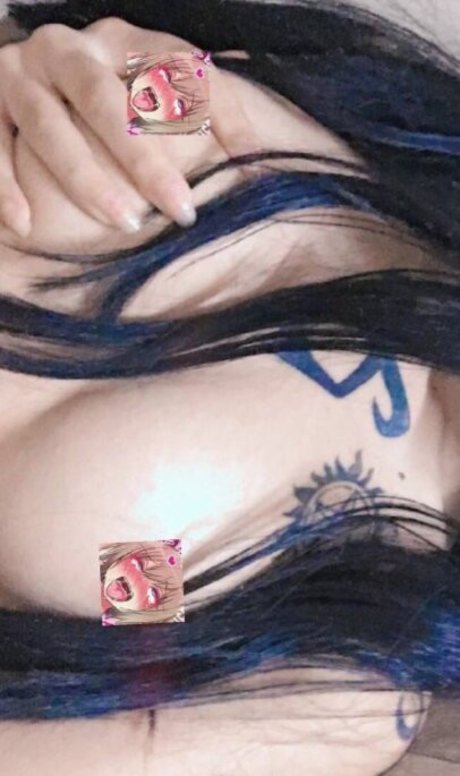 Naakte gelekte OnlyFans-foto van Coraline666