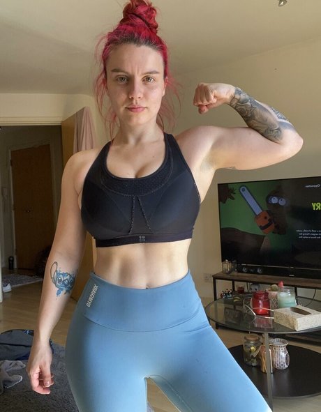 Naakte gelekte OnlyFans-foto van Scottish Chloe