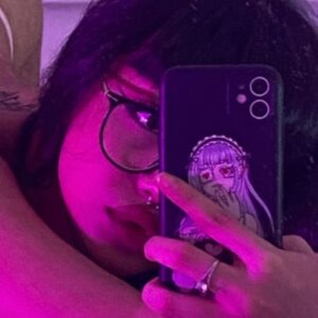 Naakte gelekte OnlyFans-foto van Larissaxmd