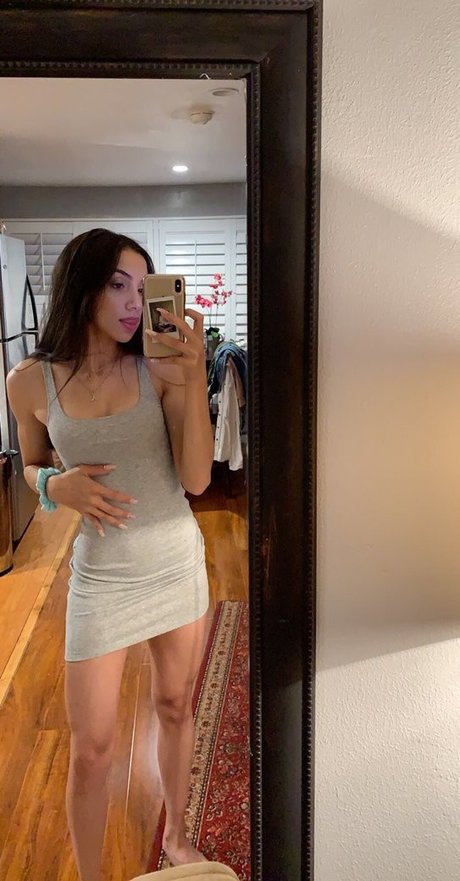 Naakte gelekte OnlyFans-foto van Mary Kaylaficial