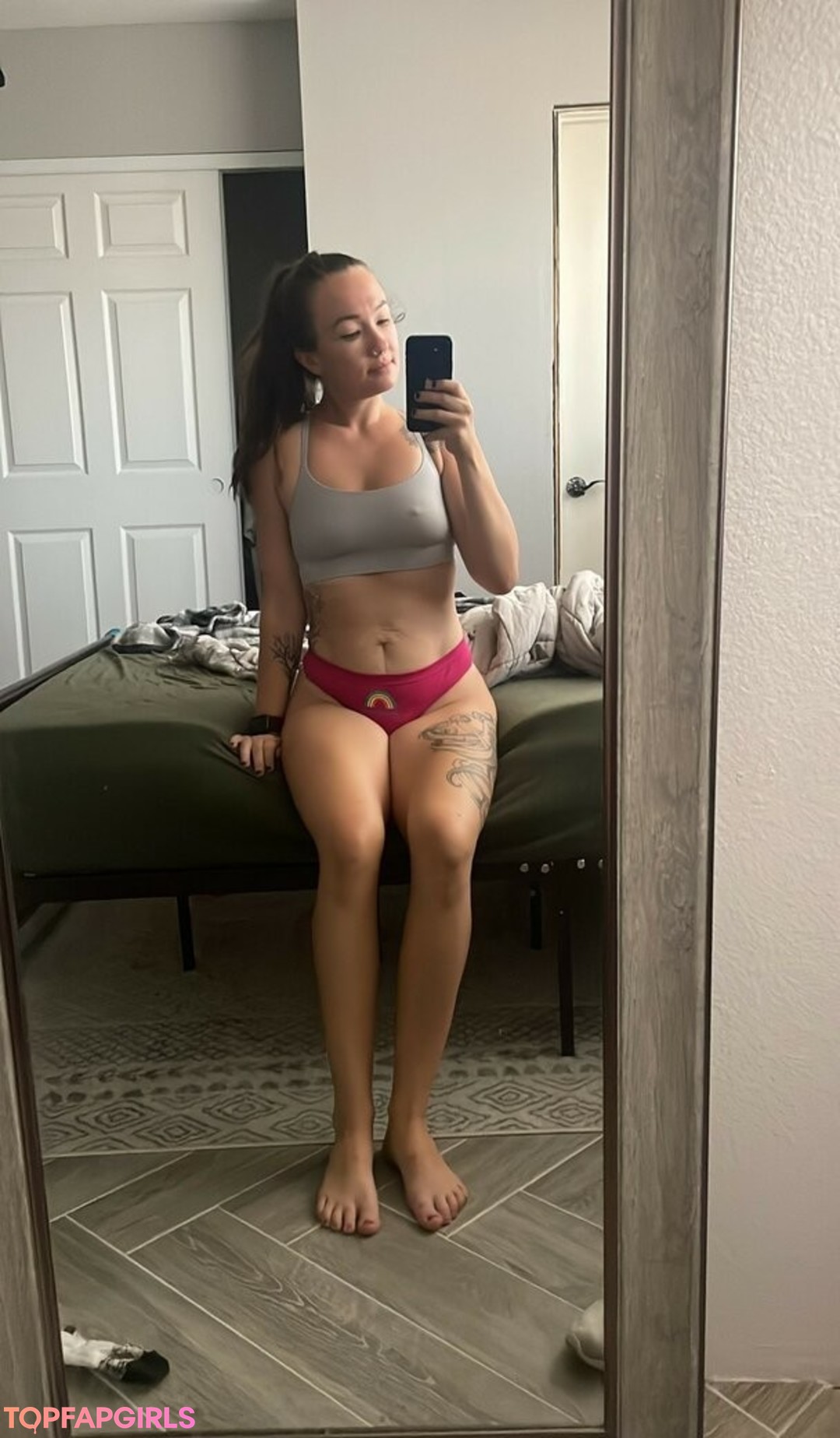 Naakte gelekte OnlyFans-foto van Xxxkhloekarter #58 Naakte gelekte OnlyFans-foto van Xxxkhloekarter #58