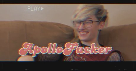 Naakte gelekte OnlyFans-foto van Apollo Fucker