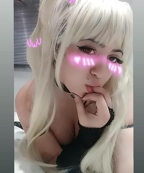 Naakte gelekte OnlyFans-foto van Cybernikita
