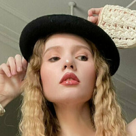 Naakte gelekte OnlyFans-foto van Hot404found