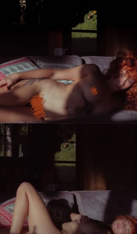 Naakte gelekte OnlyFans-foto van Phaine Gibouyeaux