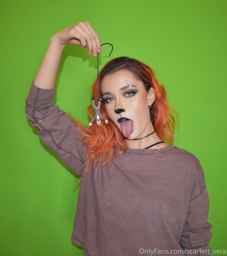 Naakte gelekte OnlyFans-foto van Scarlettvera