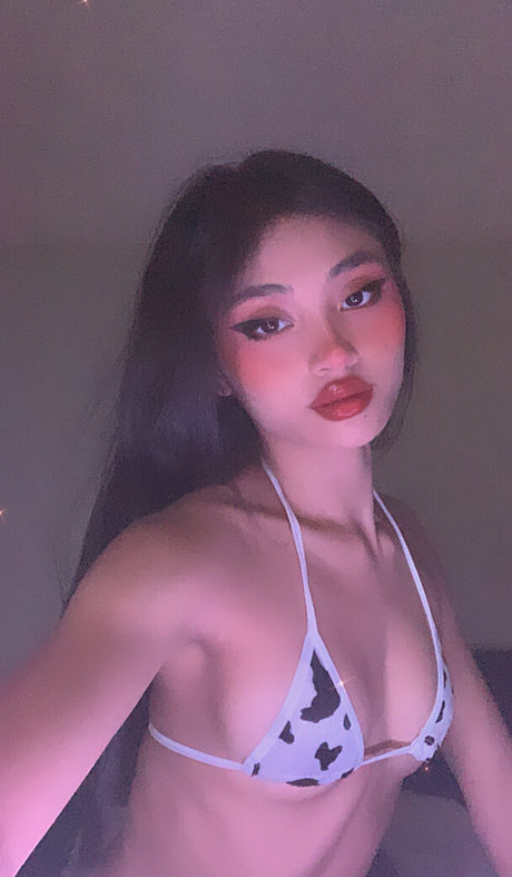 Naakte gelekte OnlyFans-foto van Jasminekny