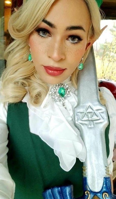 Naakte gelekte OnlyFans-foto van Persephiroth