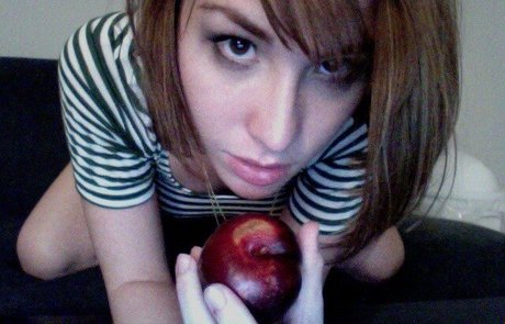 Naakte gelekte OnlyFans-foto van Allison Scagliotti