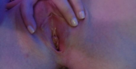 Naakte gelekte OnlyFans-foto van Renee St Pierre