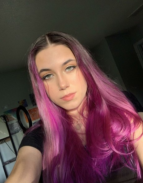 Naakte gelekte OnlyFans-foto van Thefairy