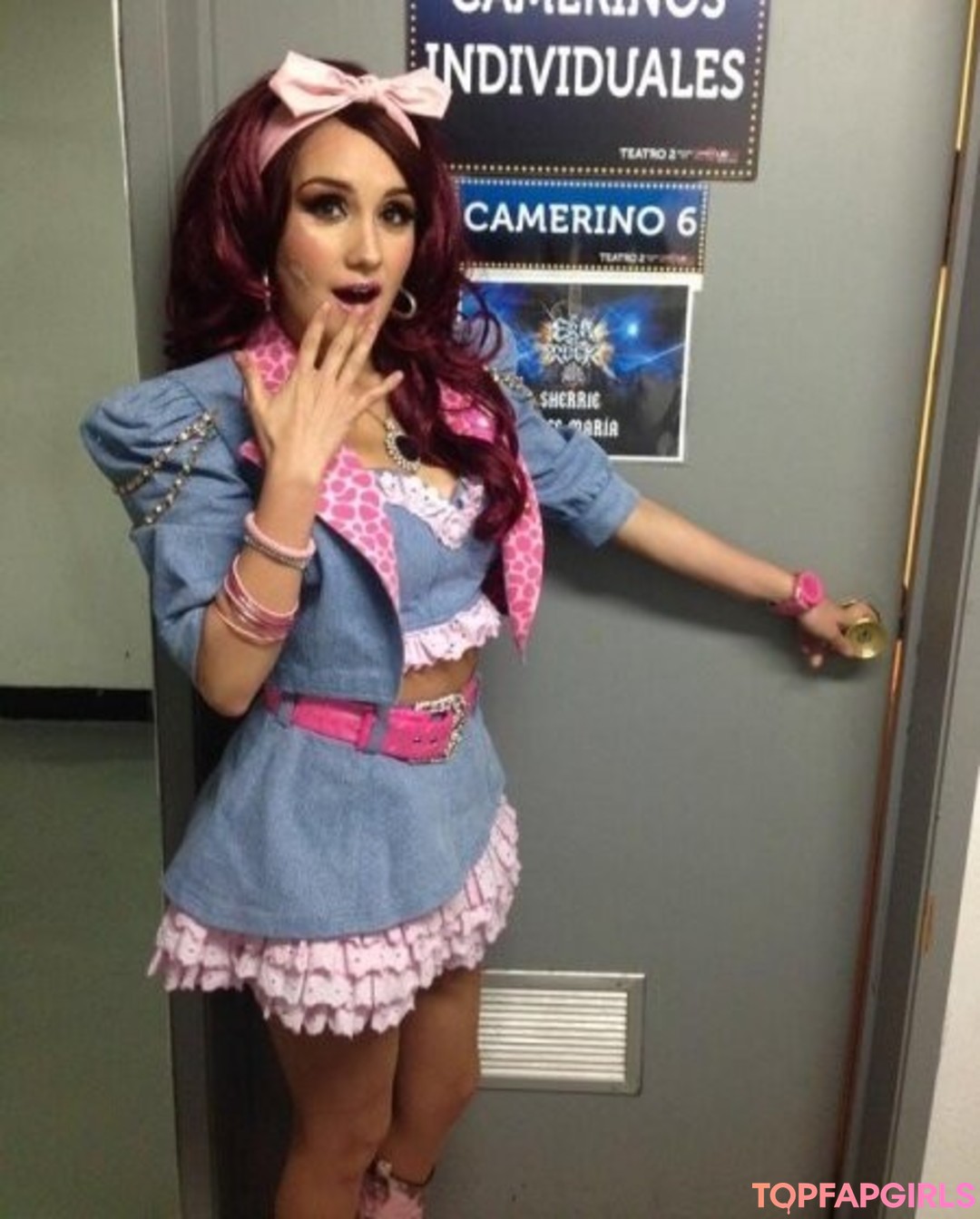 Naakte gelekte OnlyFans-foto van Dulce Maria #1023