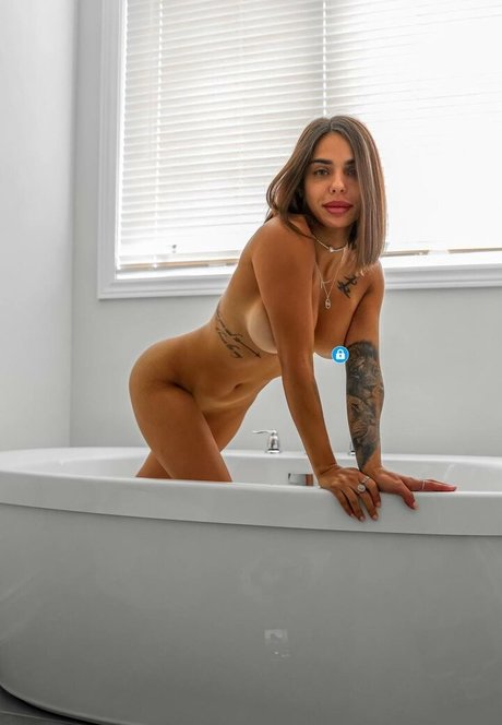Yanivandkeira