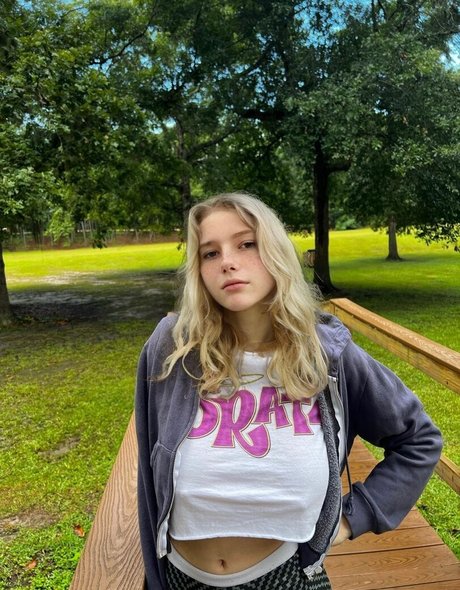 Naakte gelekte OnlyFans-foto van Goddesszooe
