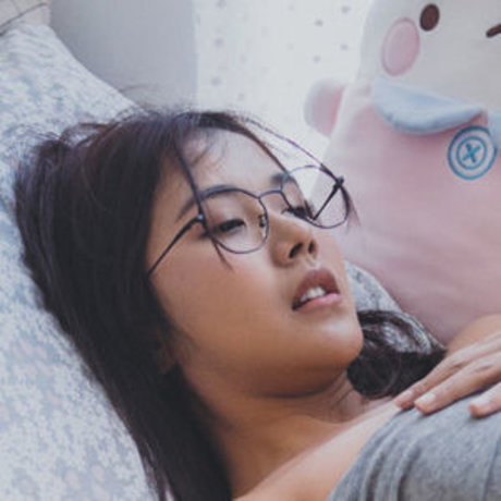 Naakte gelekte OnlyFans-foto van Panidsara Nakha