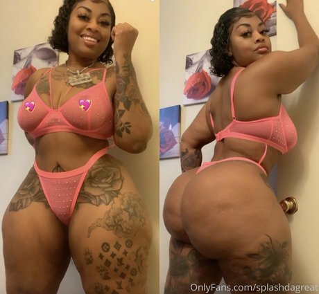 Naakte gelekte OnlyFans-foto van Splashdagreat