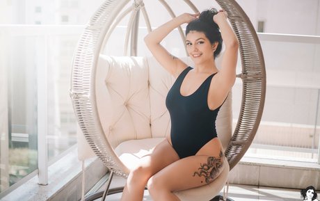 Naakte gelekte OnlyFans-foto van Luxx