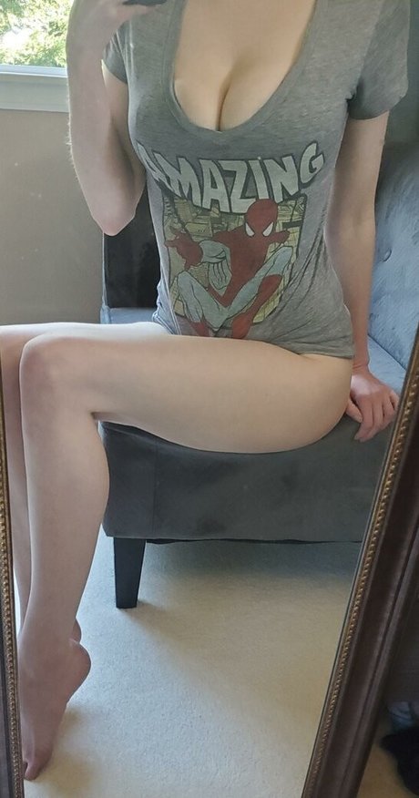 Naakte gelekte OnlyFans-foto van Tastytart123