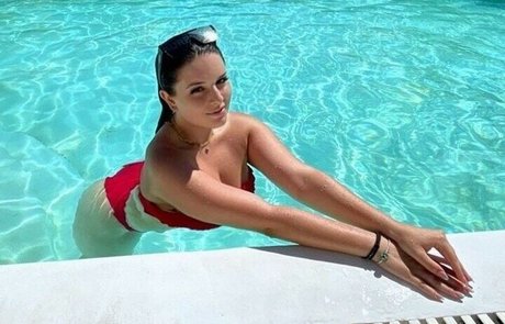 Naakte gelekte OnlyFans-foto van Theodwra Drinia