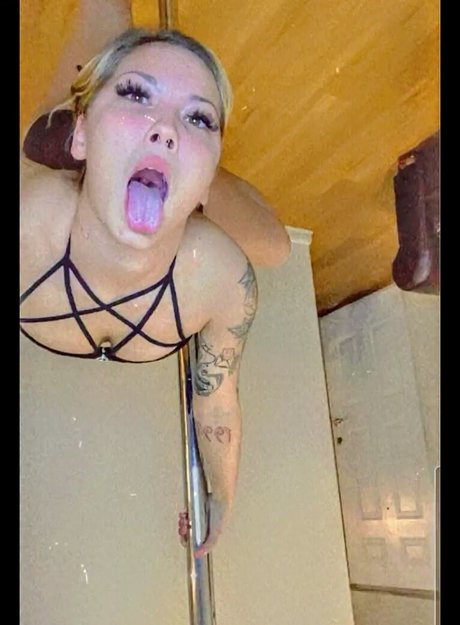 Naakte gelekte OnlyFans-foto van Keylovelee