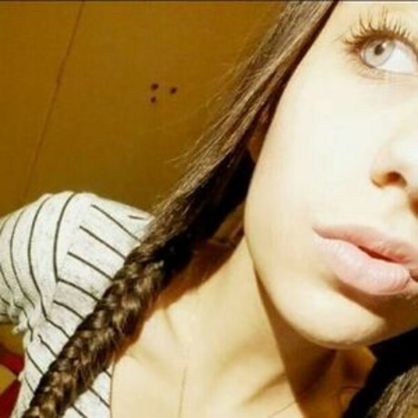 Naakte gelekte OnlyFans-foto van Melina Borgol