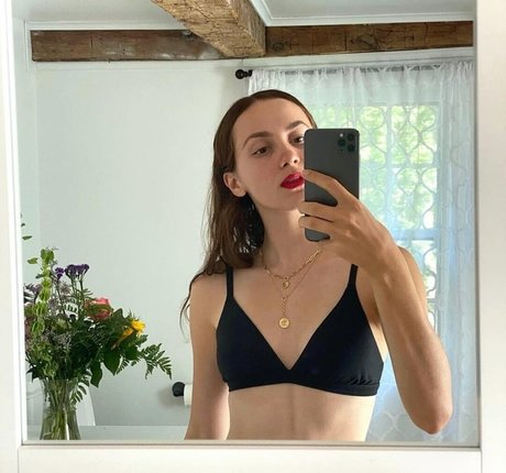 Maude Apatow