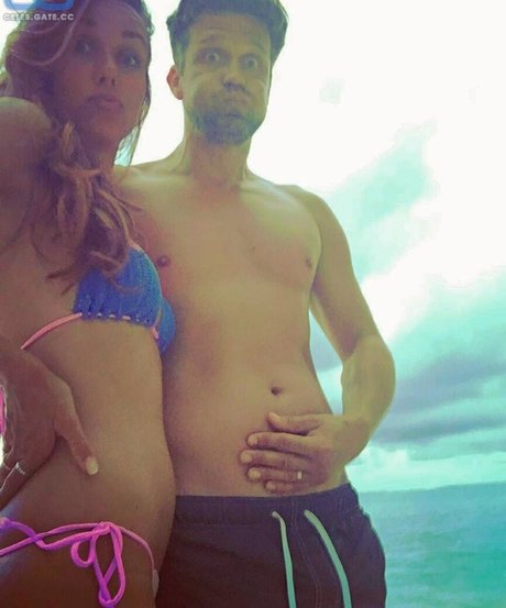 Naakte gelekte OnlyFans-foto van Annemarie Warnkross