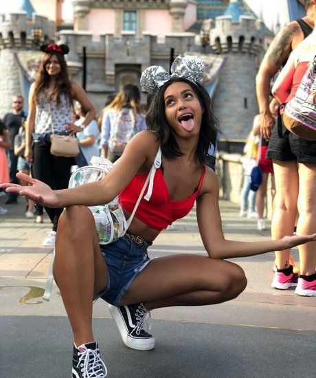 Naakte gelekte OnlyFans-foto van Alexis Gaube