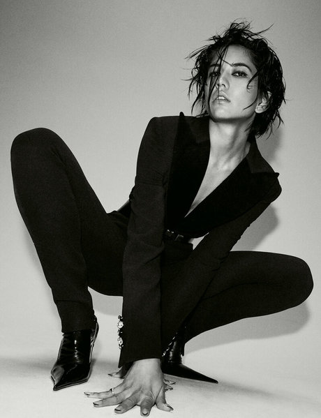 Naakte gelekte OnlyFans-foto van Sonoya Mizuno