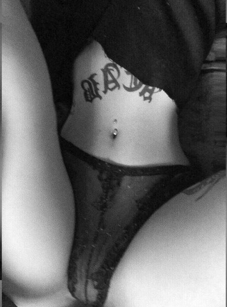 Naakte gelekte OnlyFans-foto van Susypusy