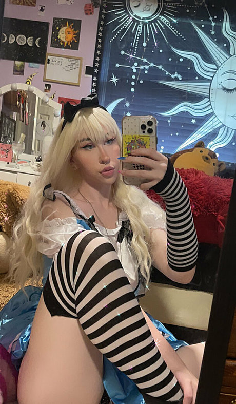 Naakte gelekte OnlyFans-foto van Urdadsfavv