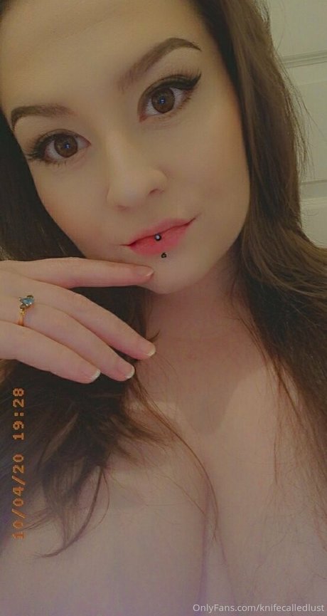 Naakte gelekte OnlyFans-foto van Knifecalledlust