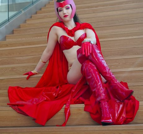 Naakte gelekte OnlyFans-foto van Magnoliabellydance