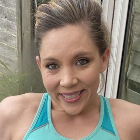Naakte gelekte OnlyFans-foto van Isabellalee84
