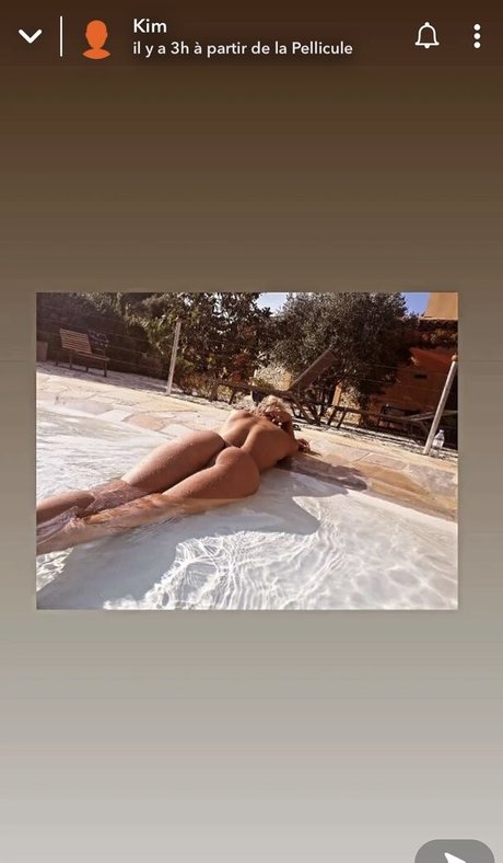 Naakte gelekte OnlyFans-foto van Kaakou