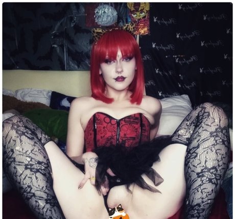Naakte gelekte OnlyFans-foto van Void The Kitten