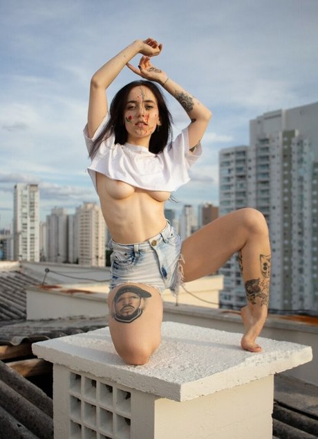 Naakte gelekte OnlyFans-foto van Ana Fernandes
