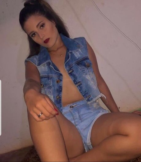 Naakte gelekte OnlyFans-foto van Amadoras Comuns