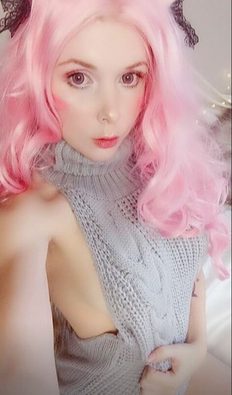 Naakte gelekte OnlyFans-foto van Meowsparky