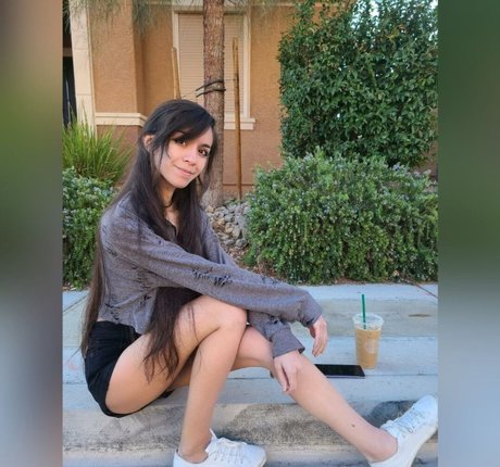 Naakte gelekte OnlyFans-foto van Marymaybe